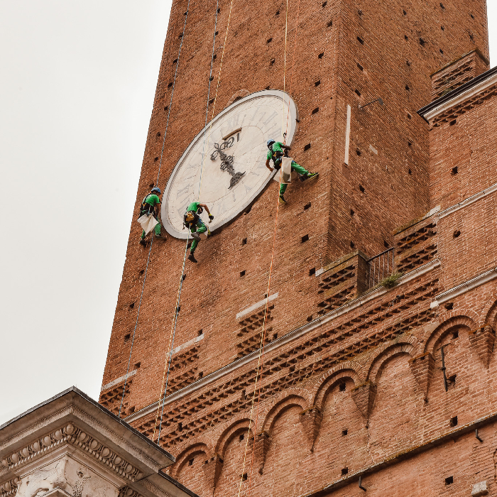 e 909 magazine torre del mangia siena edilizia alternativa 03.jpg